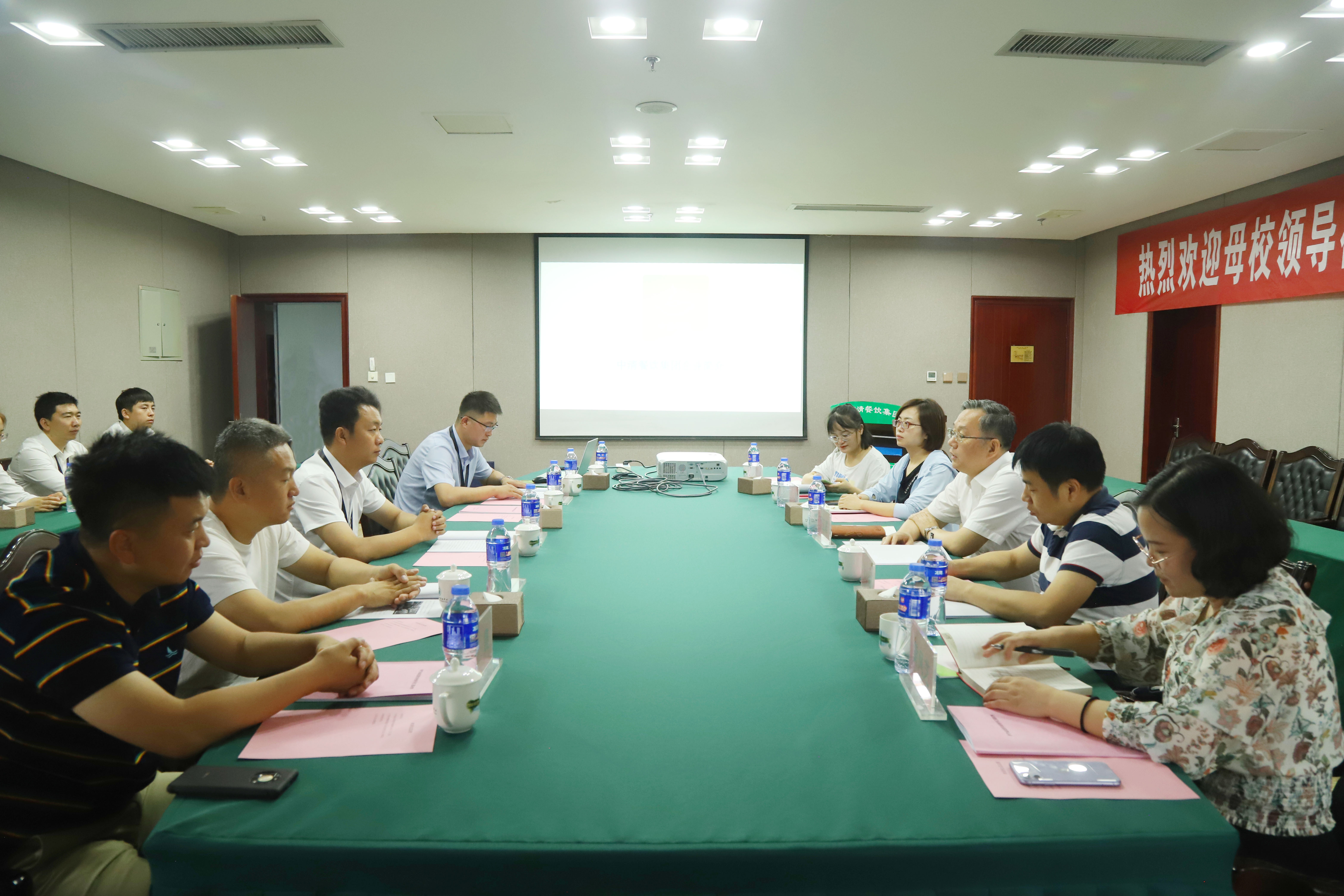 365bet稳定备用网站_365bet提款多久到_日博365在线党委书记万玉青赴宁夏走访优秀校友李学..